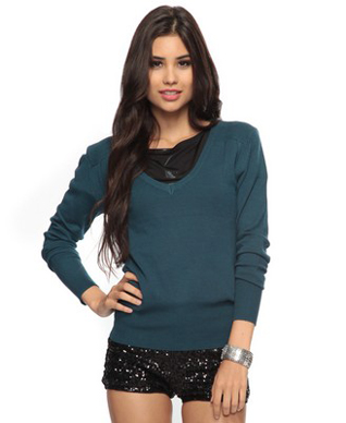 3.FOREVER21 sweater