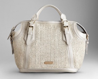 4 Burberry Large Woven Raffia Tote