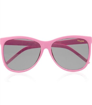 Glassing Butterfly in Bubblegum