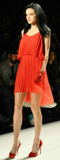 EXPRESS-Spring-2013-at-Toronto-Fashion-Week-30